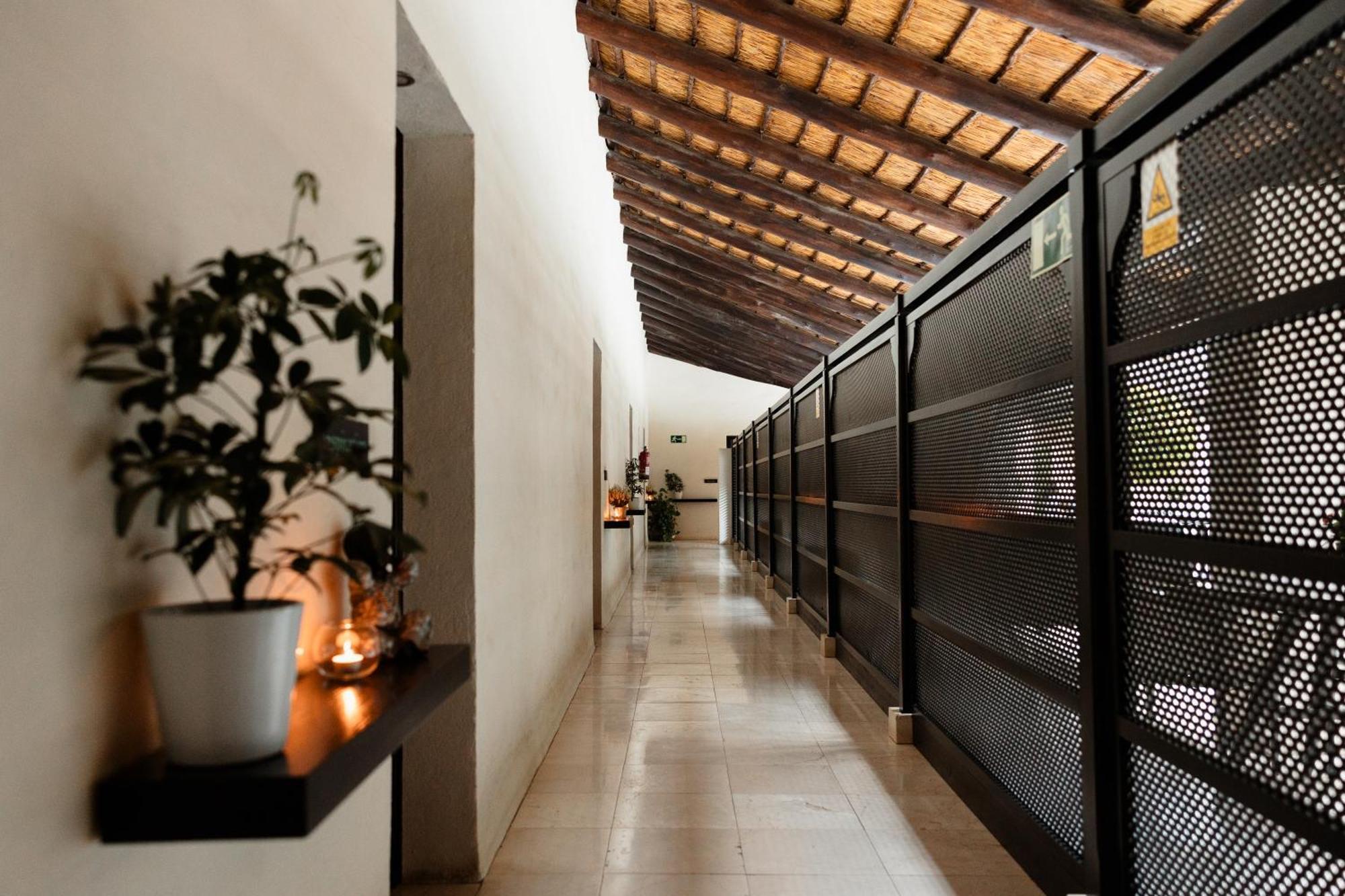 Shanti Som Monda Exterior foto