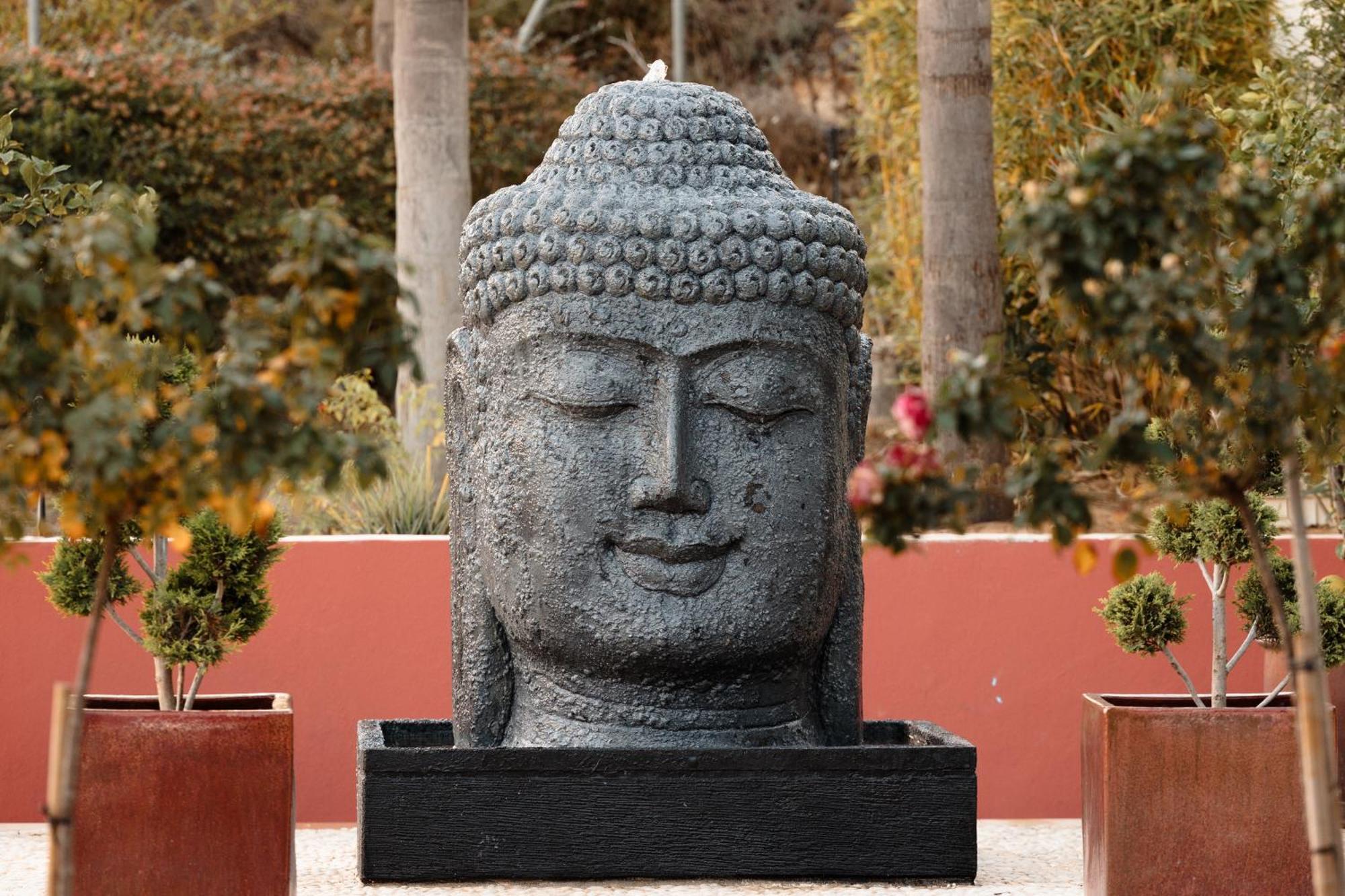 Shanti Som Monda Exterior foto